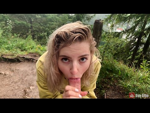 ❤️ Ragazza ingoia lo sperma dopo un pompino in pubblico - Eva Elfi ❌ Porno duroal it.porn-93.ru ❌